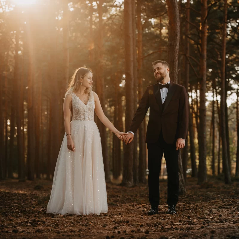 Sesja ślubna przy zachodzie słońca - Fotograf Ślubny Szczecin